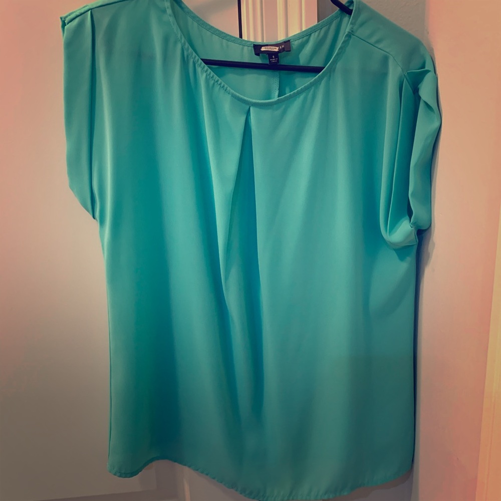 Baby blue top